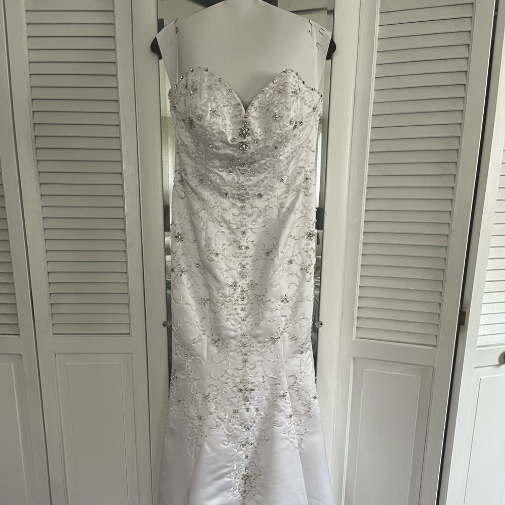 symphony by Venus wedding dress